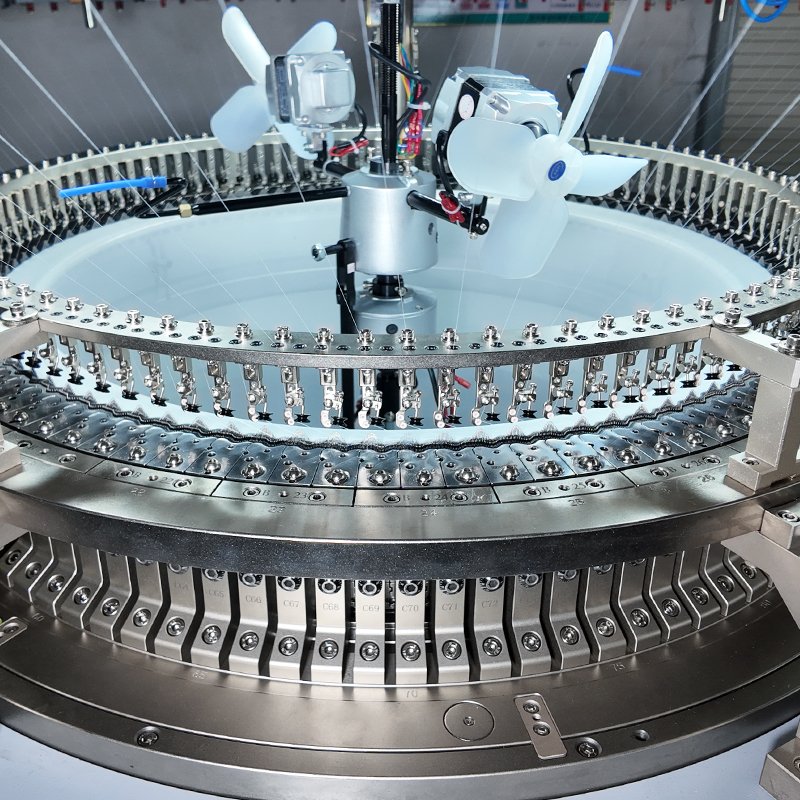 High precision cylinder section and middle anti-dust cleaning fan device of single jersey open width machine